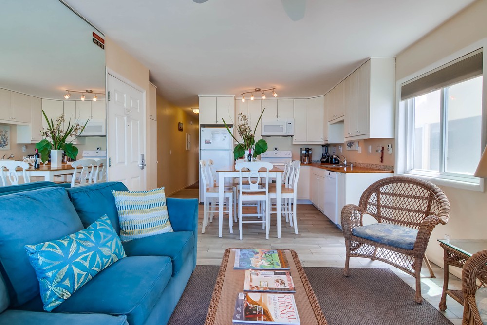 Virtual tour photo 10 of 31 for 3679 Ocean Front Walk