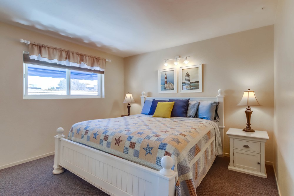 Virtual tour photo 21 of 31 for 3679 Ocean Front Walk