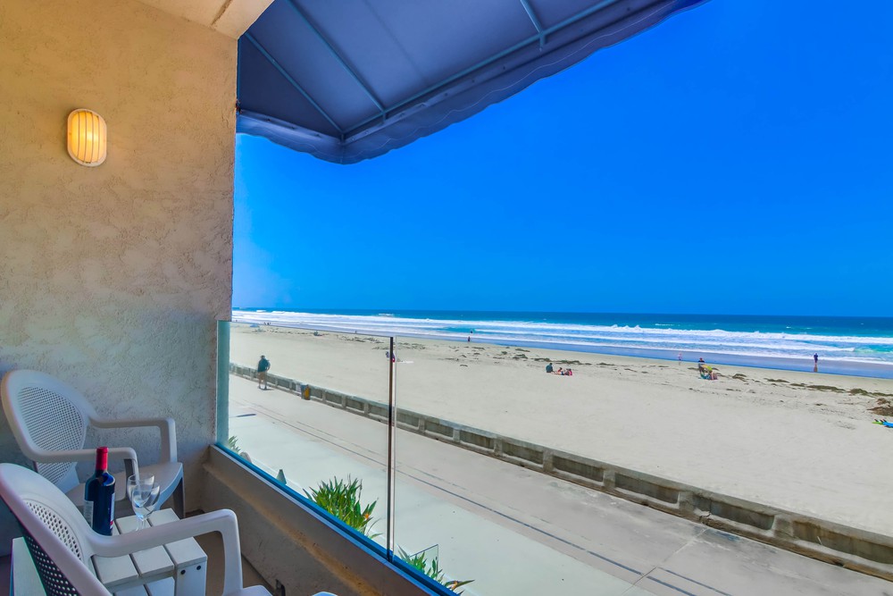Virtual tour photo 28 of 31 for 3679 Ocean Front Walk