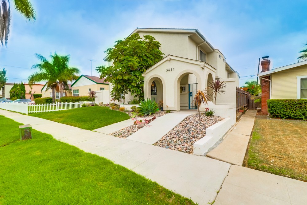 Virtual tour photo 5 of 39 for 3681 Grim Ave