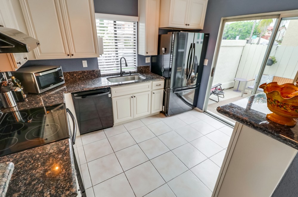 Virtual tour photo 17 of 39 for 3681 Grim Ave