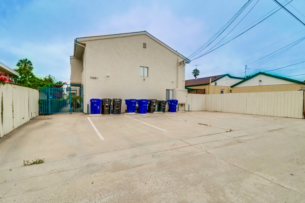 Virtual tour photo 40 of 39 for 3681 Grim Ave