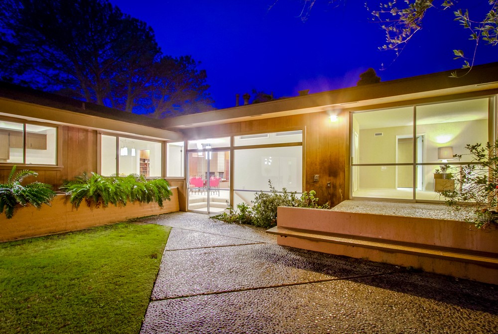 Virtual tour photo 5 of 80 for 3681 Liggett Dr