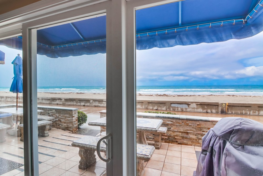 Virtual tour photo 6 of 25 for 3681 Ocean Front Walk