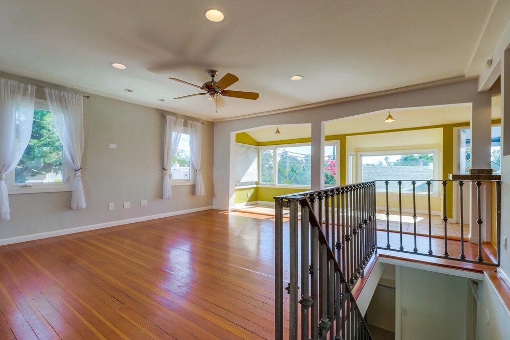 Virtual tour photo 12 of 55 for 3684 Richmond St