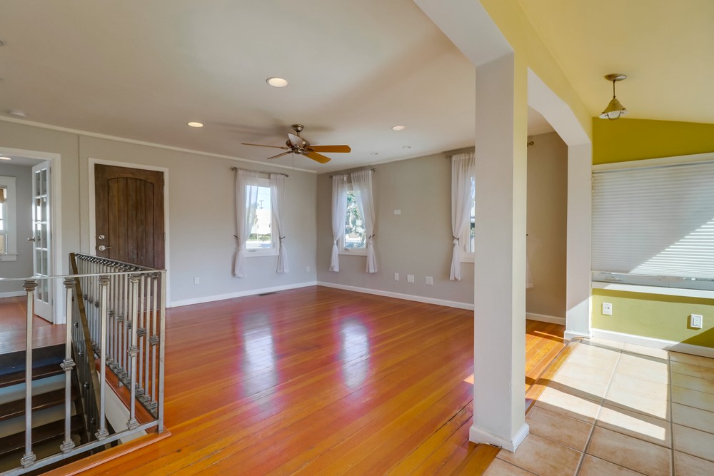 Virtual tour photo 15 of 55 for 3684 Richmond St