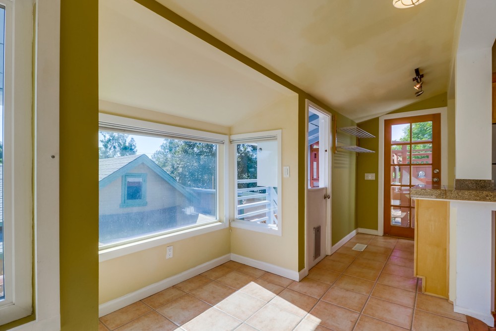 Virtual tour photo 18 of 55 for 3684 Richmond St