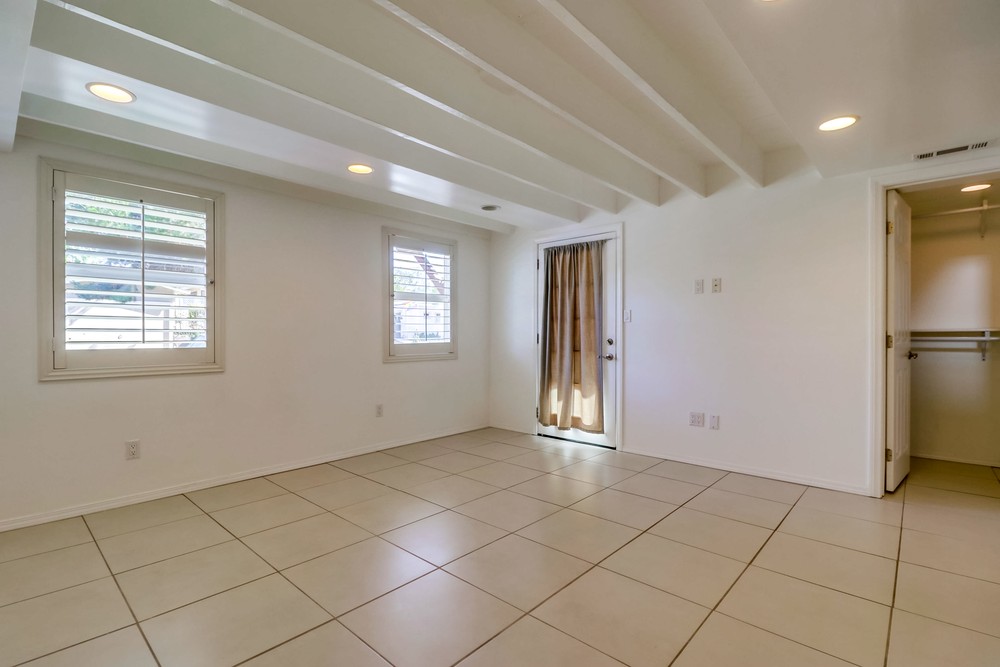Virtual tour photo 37 of 55 for 3684 Richmond St