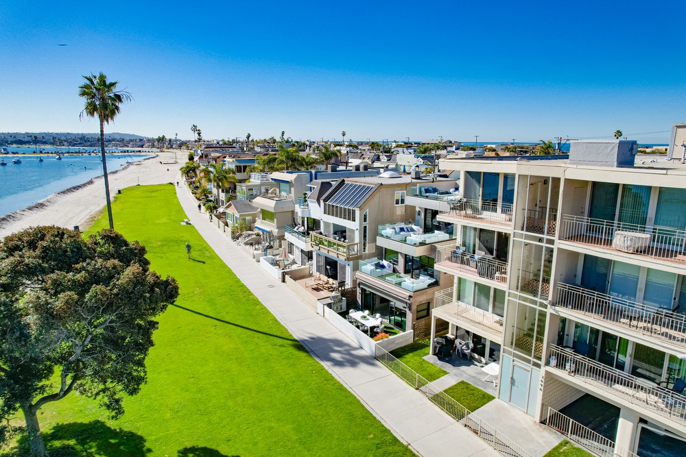 Virtual tour photo 15 of 35 for 3686 Bayside Walk