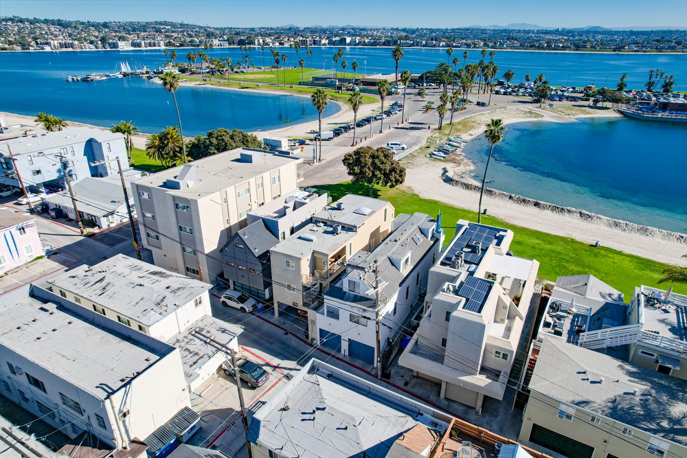 Virtual tour photo 21 of 35 for 3686 Bayside Walk