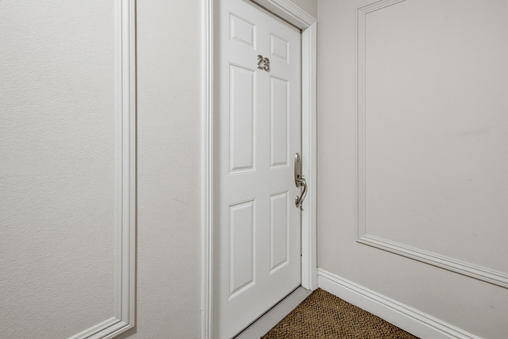 Virtual tour photo 7 of 34 for 3688 First Ave. Unit 28