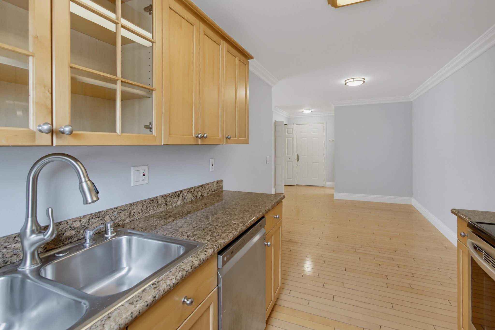 Virtual tour photo 14 of 34 for 3688 First Ave. Unit 28