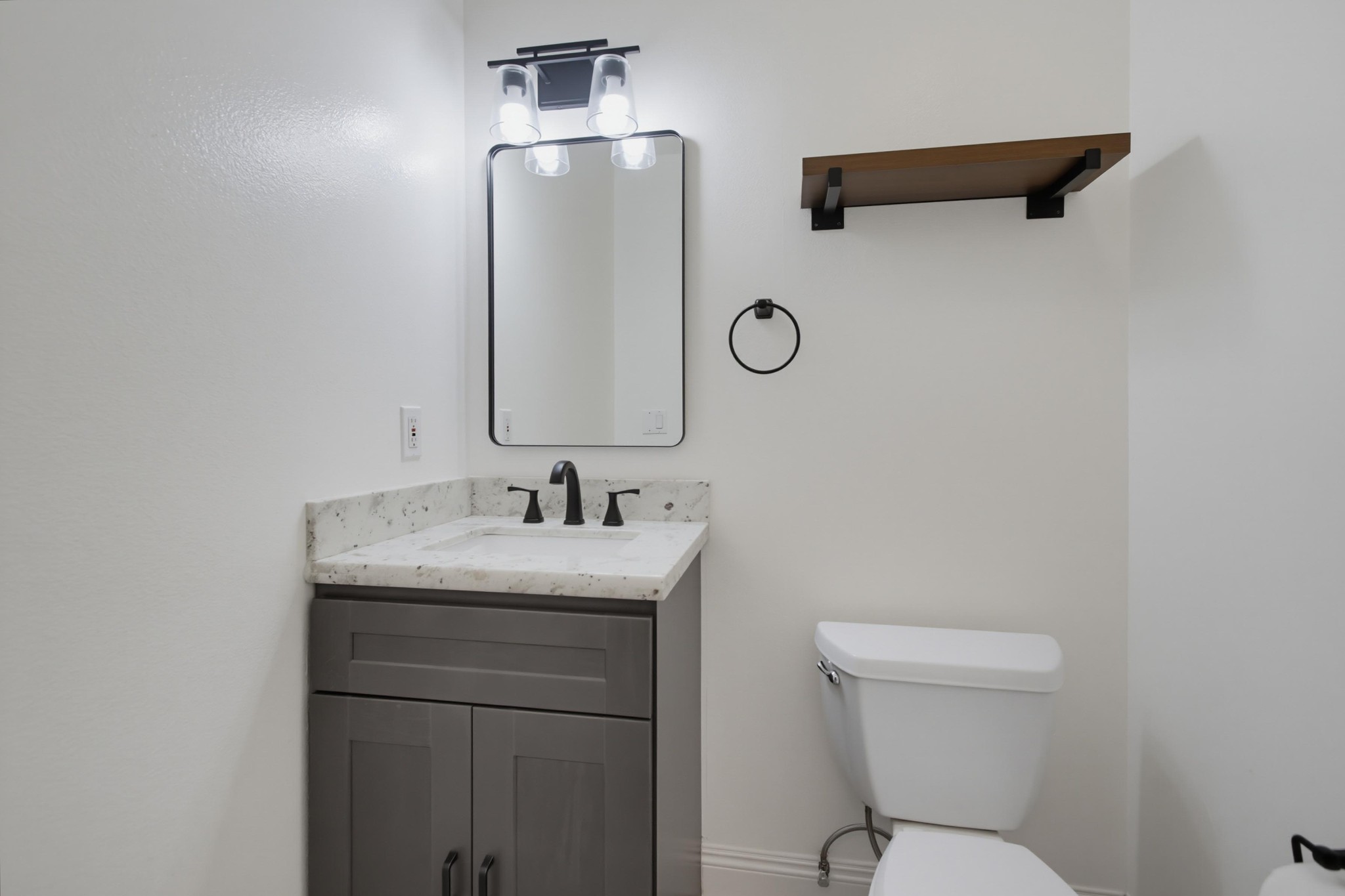 Virtual tour photo 17 of 34 for 3688 First Ave. Unit 28