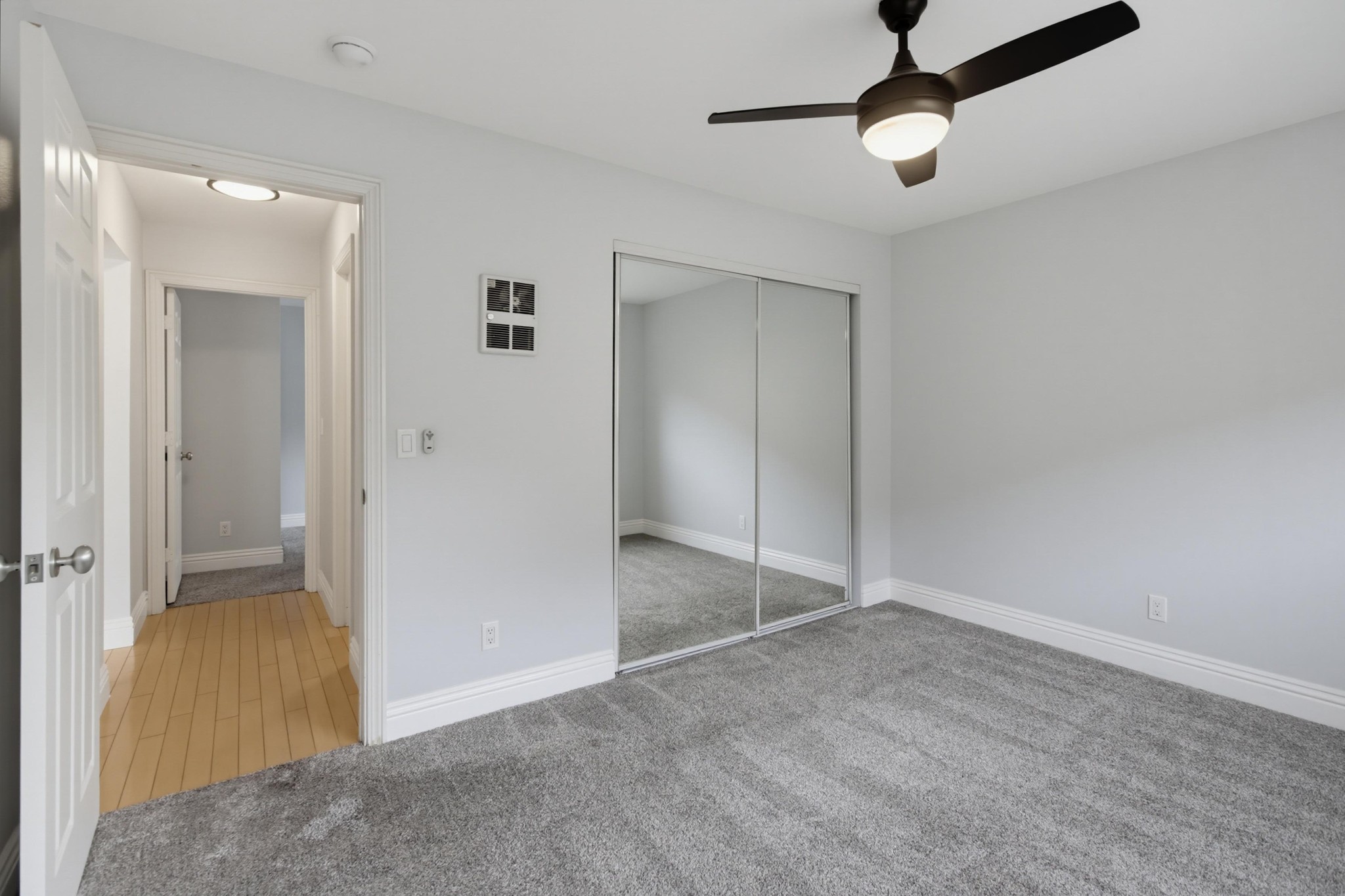 Virtual tour photo 21 of 34 for 3688 First Ave. Unit 28
