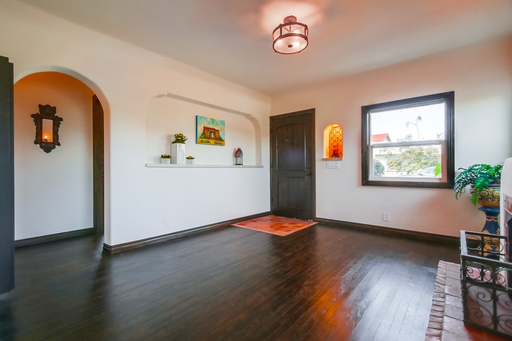 Virtual tour photo 7 of 43 for 3689 Monroe Ave