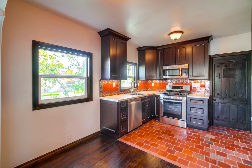 Virtual tour photo 11 of 43 for 3689 Monroe Ave