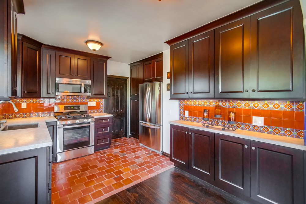 Virtual tour photo 12 of 43 for 3689 Monroe Ave