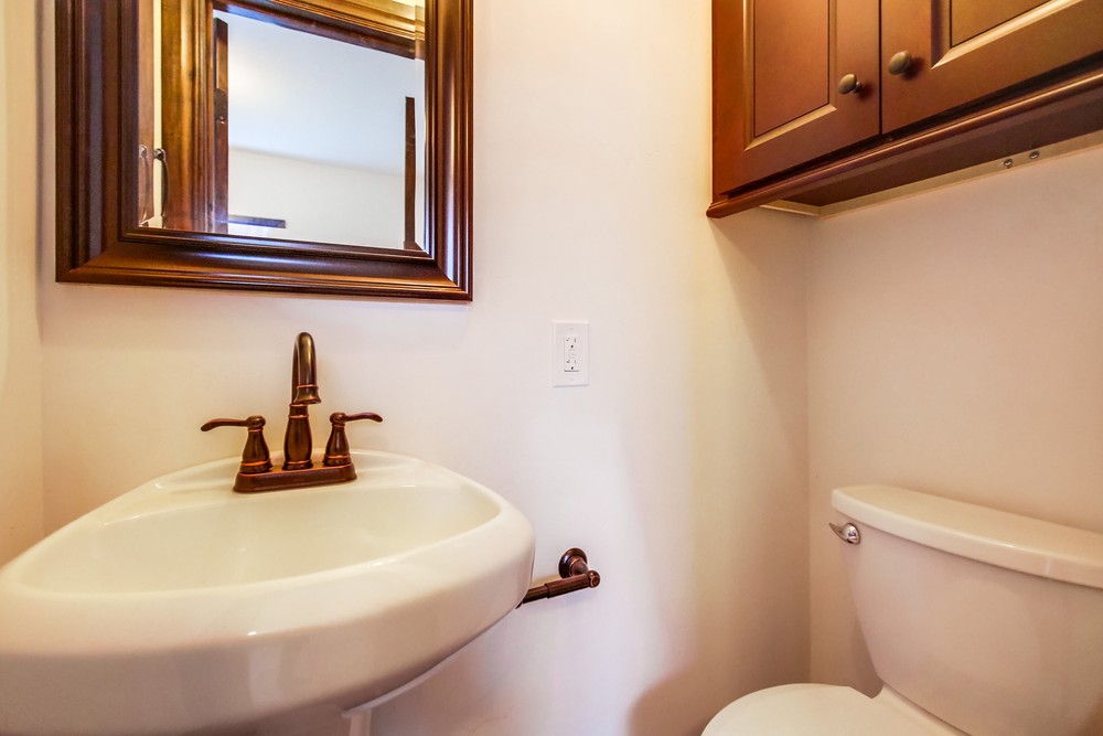 Virtual tour photo 31 of 43 for 3689 Monroe Ave