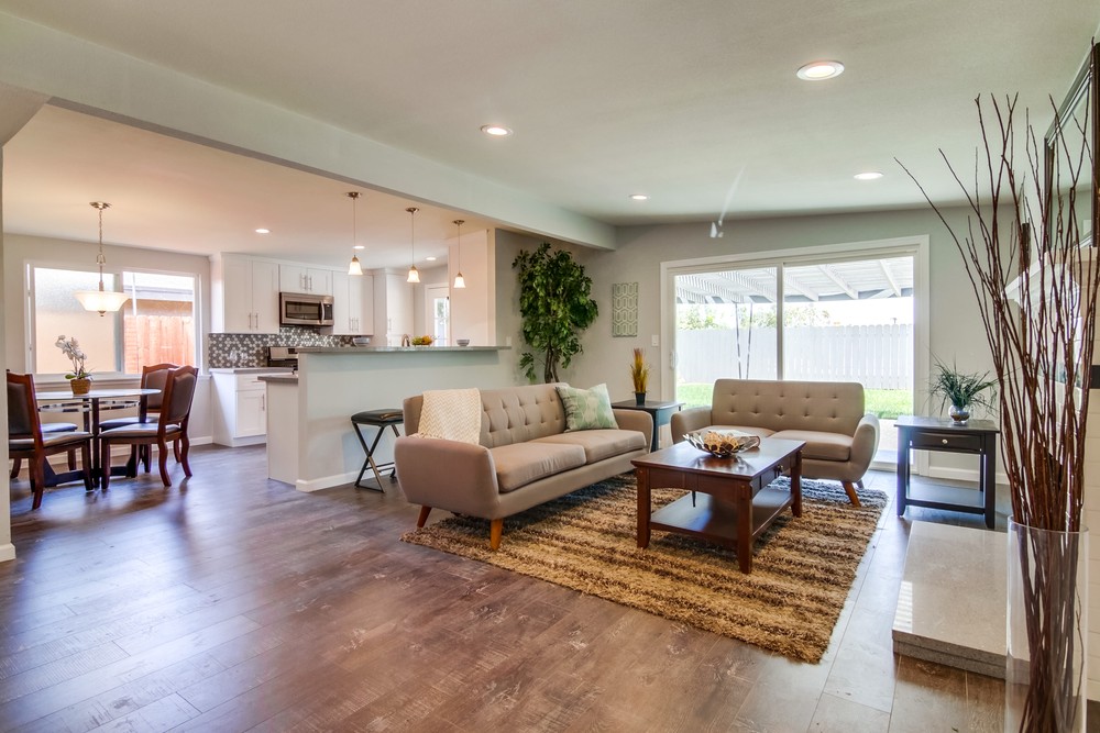 Virtual tour photo 5 of 29 for 3690 Palm Ave