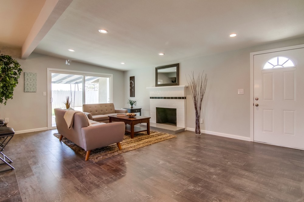 Virtual tour photo 7 of 29 for 3690 Palm Ave