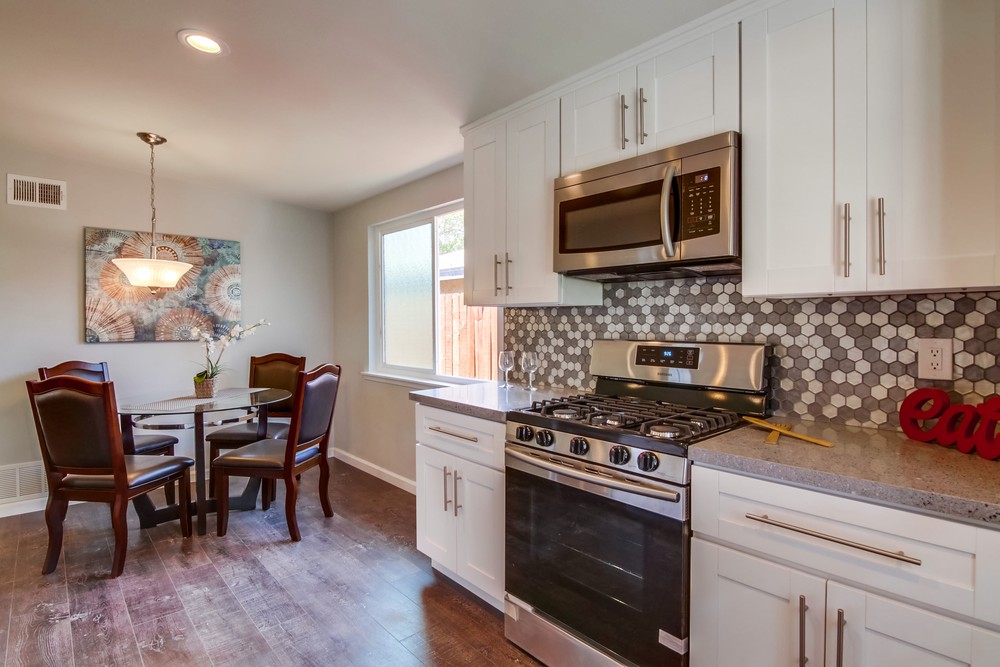 Virtual tour photo 15 of 29 for 3690 Palm Ave