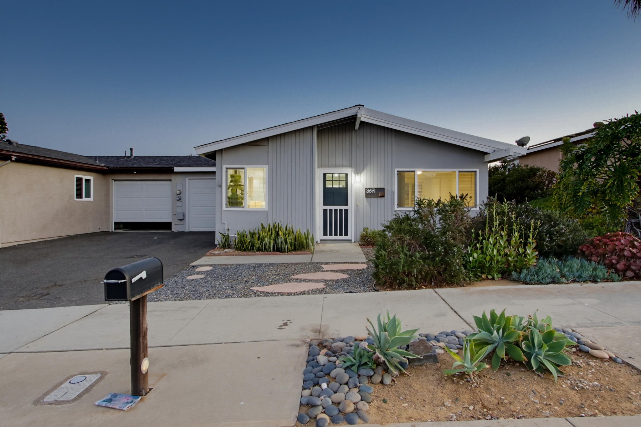 Virtual tour photo 1 of 57 for 3691 North Way