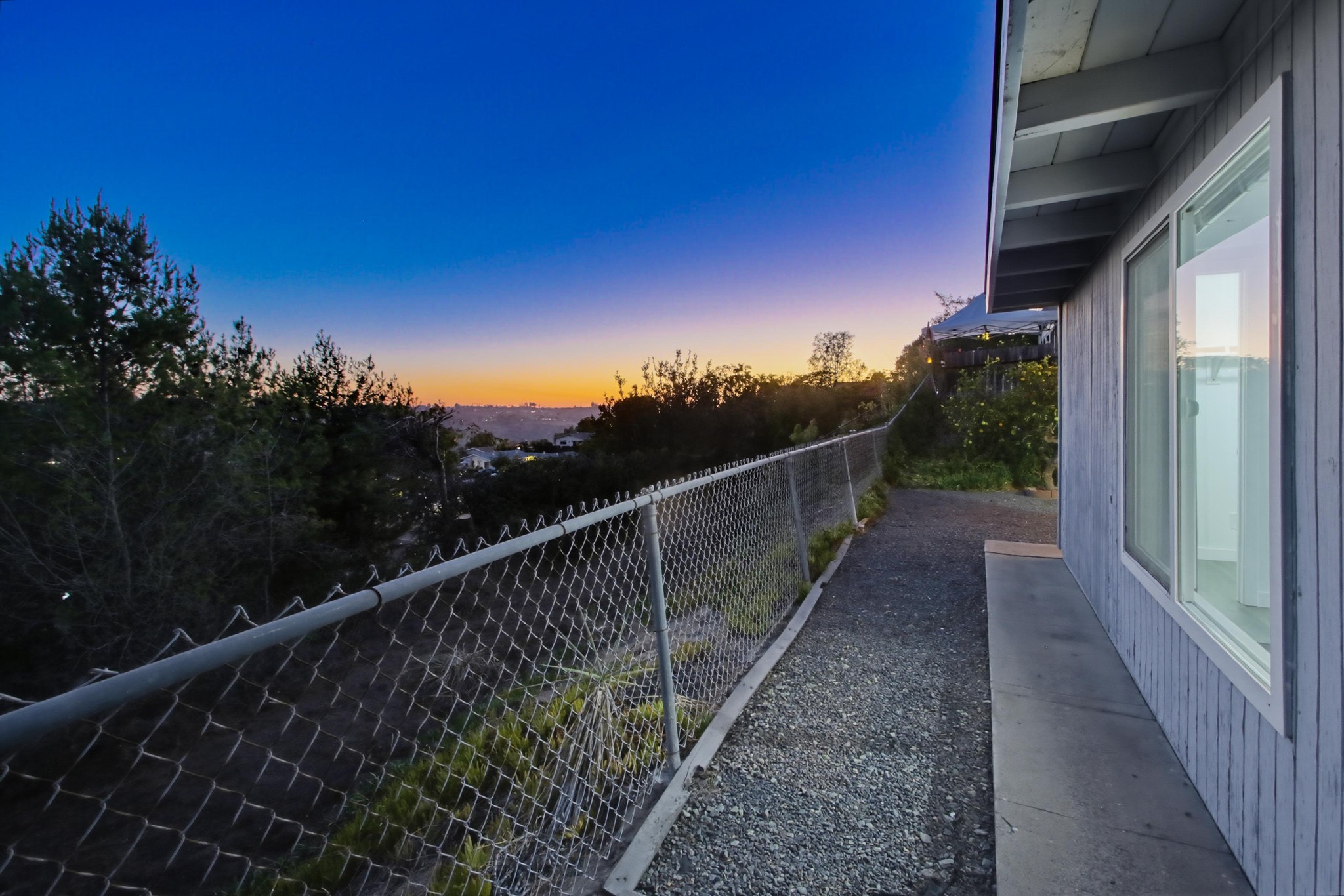 Virtual tour photo 14 of 57 for 3691 North Way