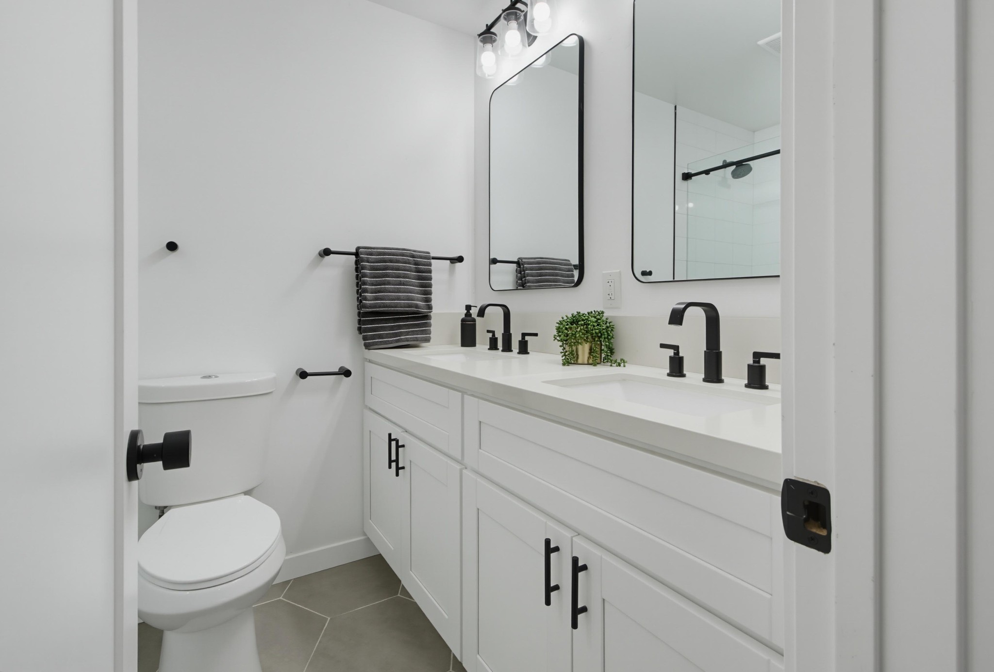 Virtual tour photo 42 of 57 for 3691 North Way
