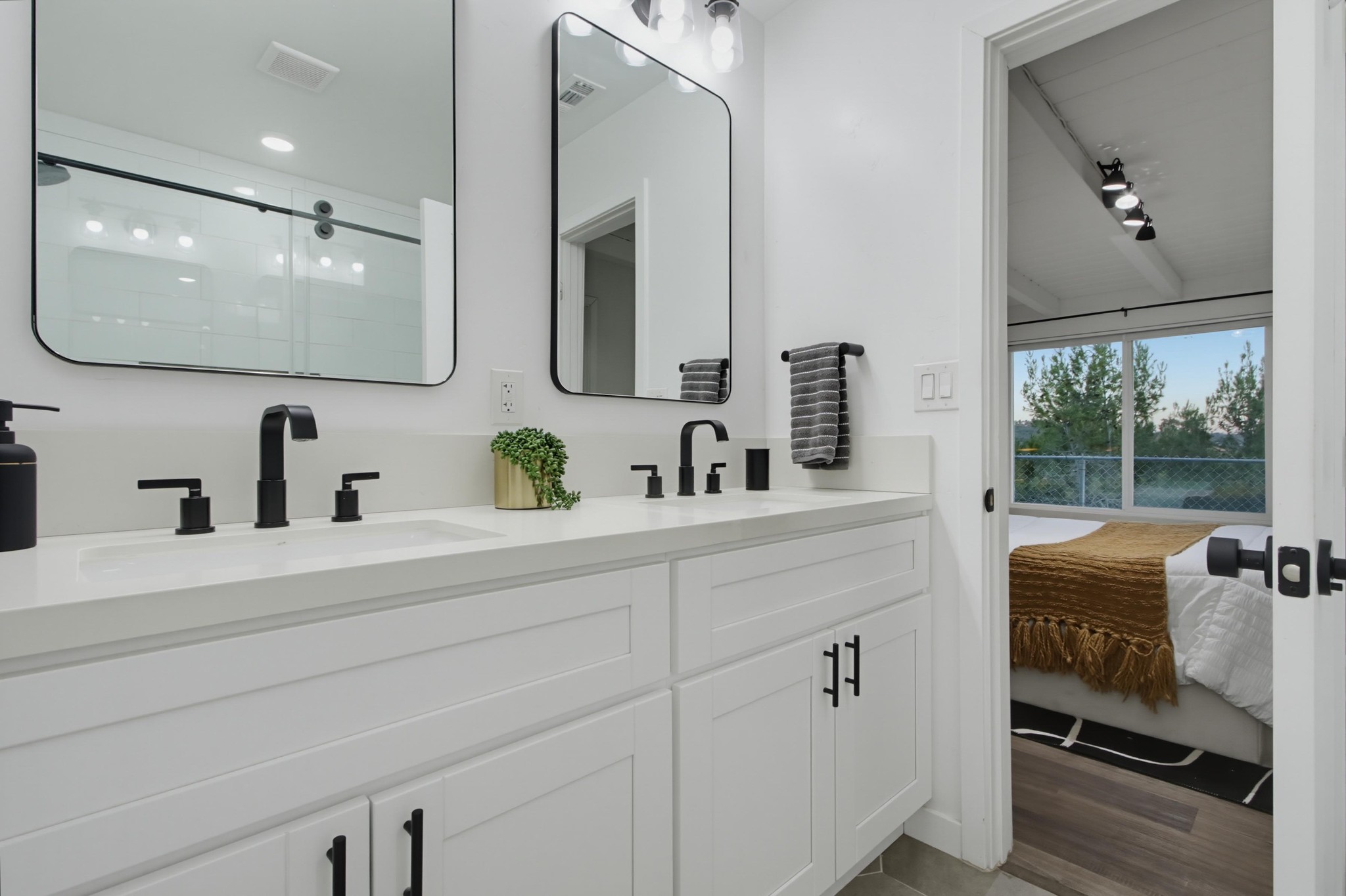 Virtual tour photo 43 of 57 for 3691 North Way