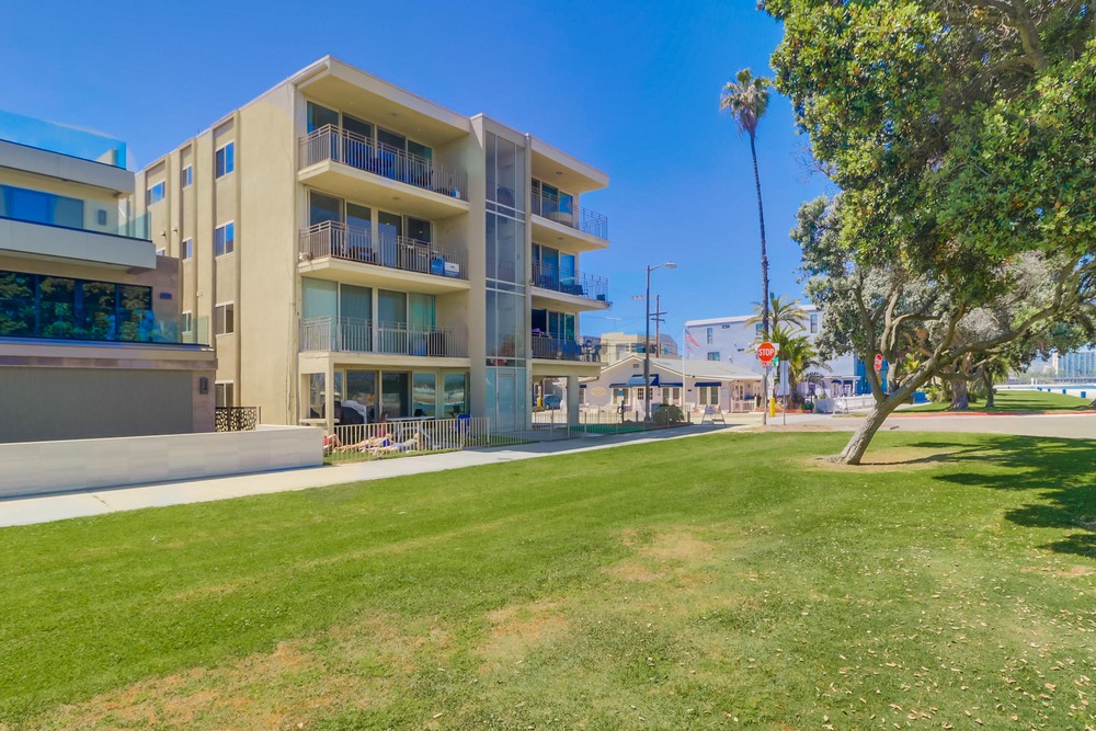 Virtual tour photo 6 of 55 for 3696 Bayside Walk C