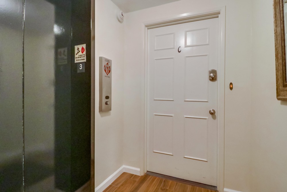 Virtual tour photo 8 of 55 for 3696 Bayside Walk C