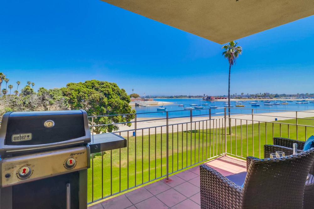 Virtual tour photo 30 of 55 for 3696 Bayside Walk C