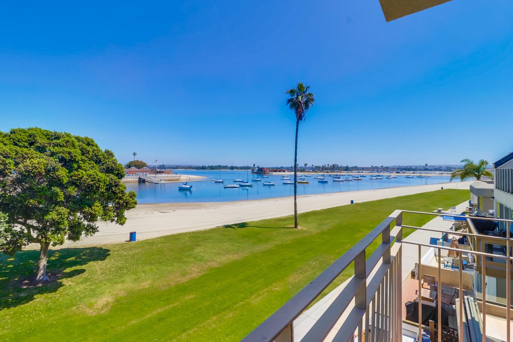 Virtual tour photo 34 of 55 for 3696 Bayside Walk C