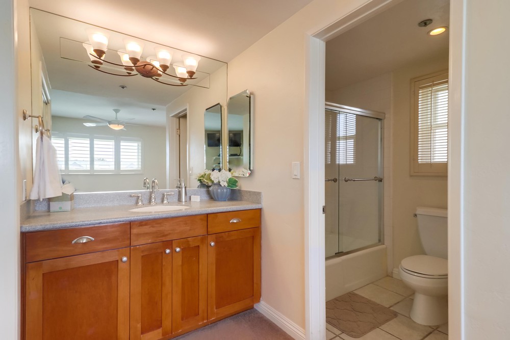 Virtual tour photo 45 of 55 for 3696 Bayside Walk C