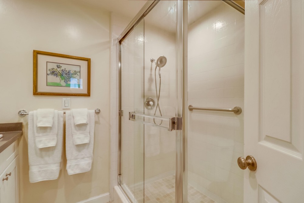 Virtual tour photo 52 of 55 for 3696 Bayside Walk C