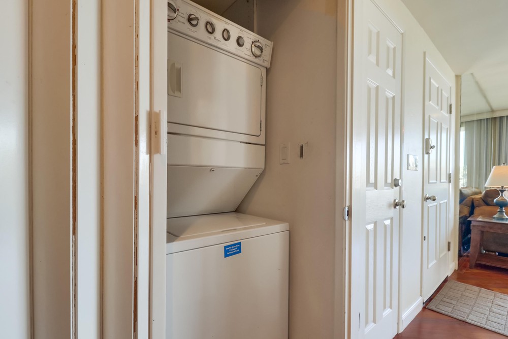 Virtual tour photo 53 of 55 for 3696 Bayside Walk C