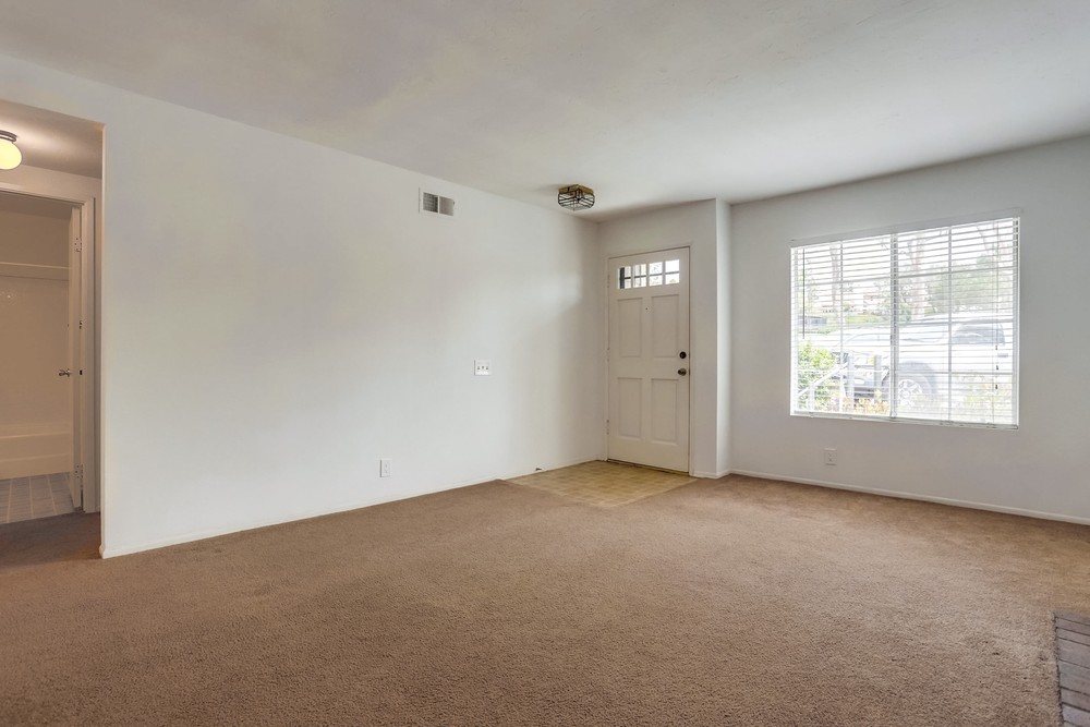 Virtual tour photo 9 of 40 for 3698 Caminito Carmel Landing