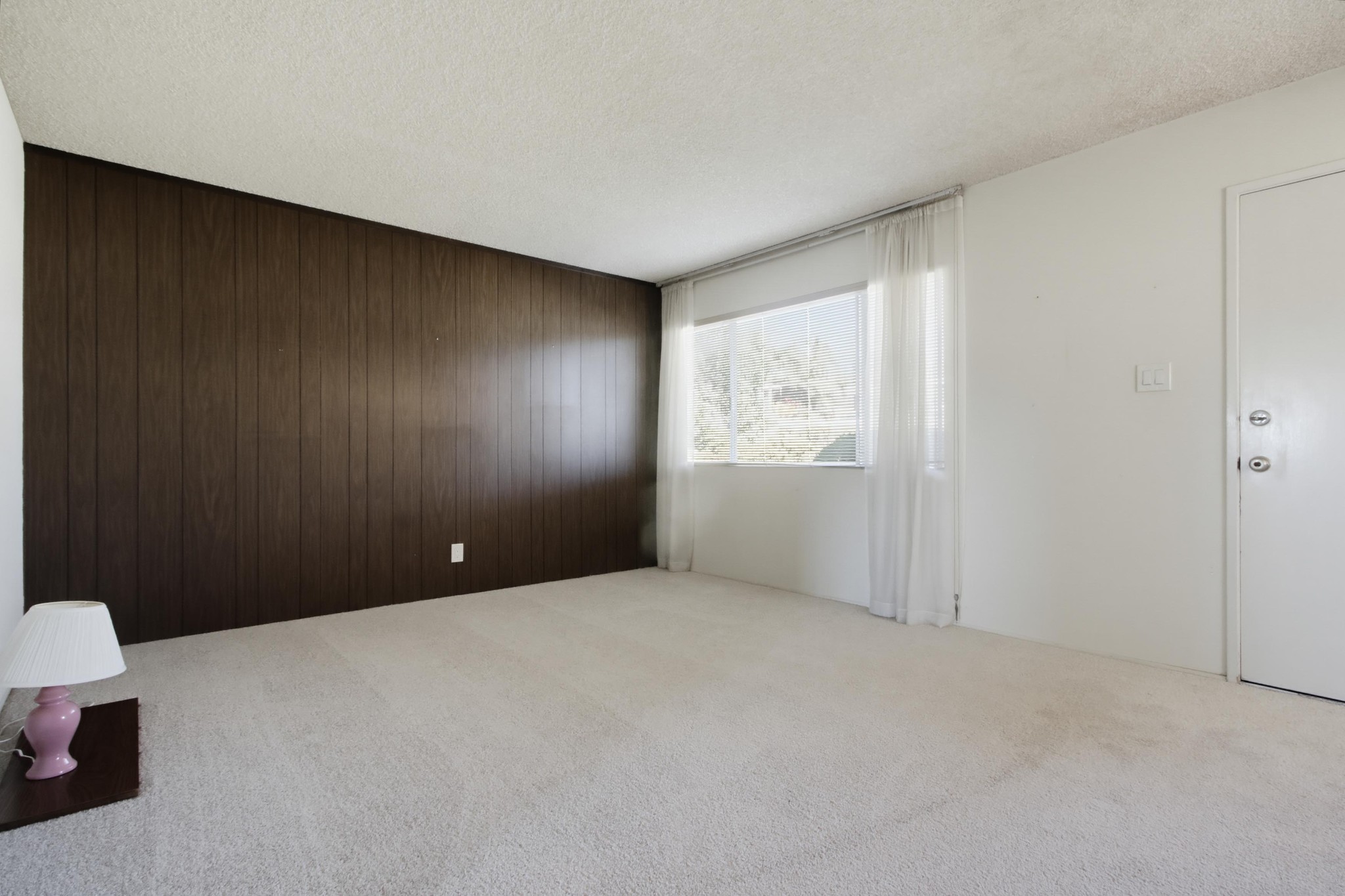 Virtual tour photo 12 of 44 for 3701 North Way