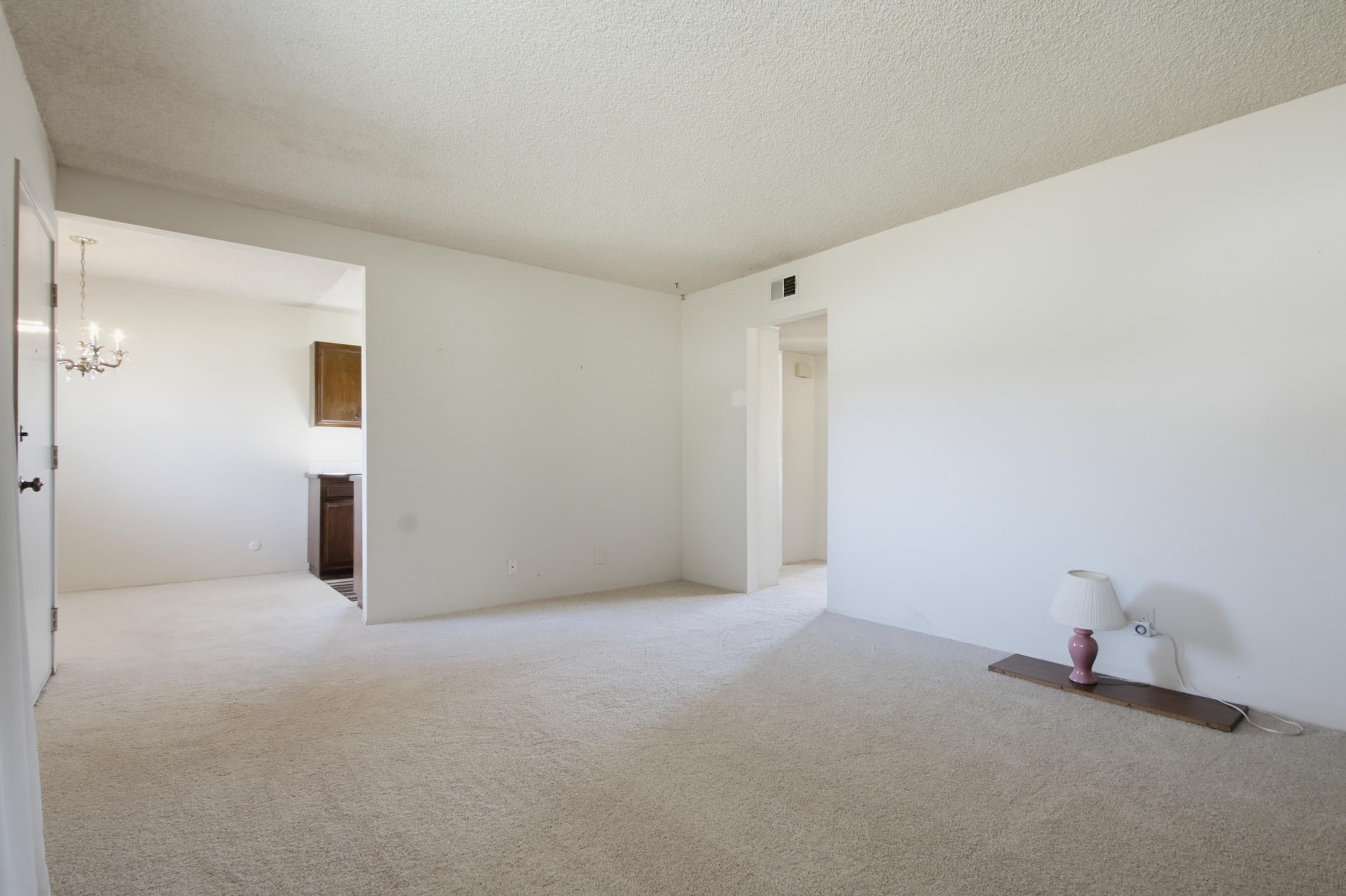 Virtual tour photo 14 of 44 for 3701 North Way