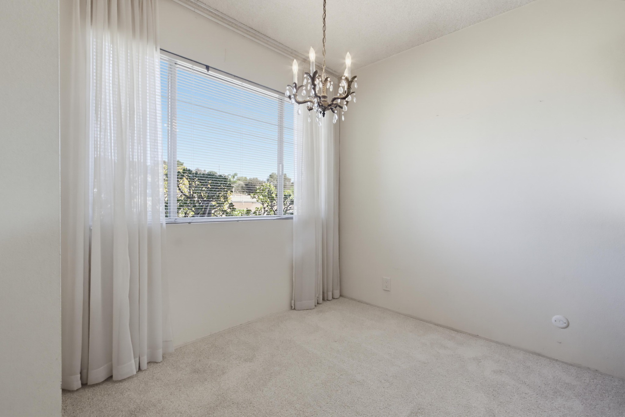 Virtual tour photo 16 of 44 for 3701 North Way