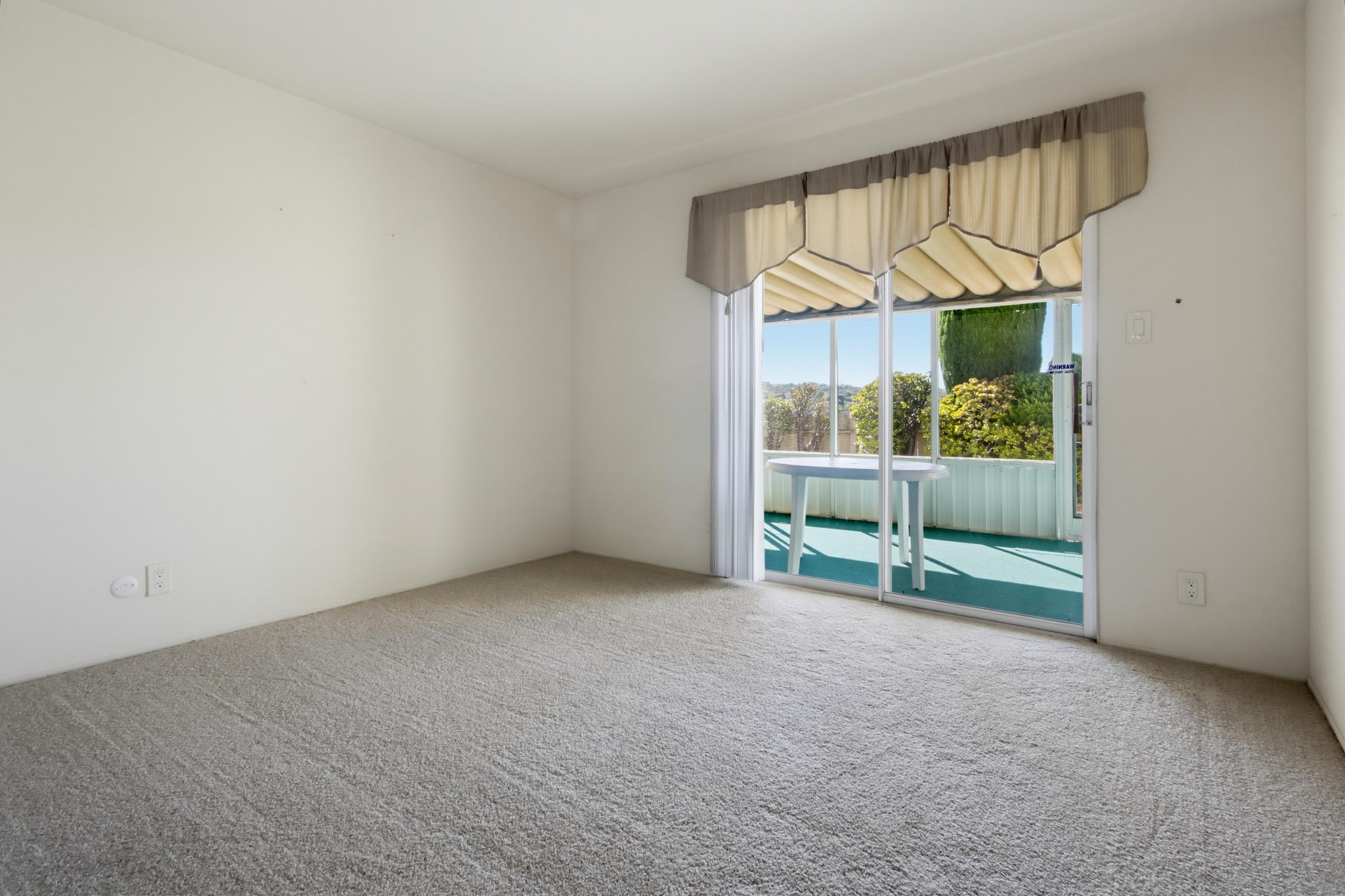 Virtual tour photo 26 of 44 for 3701 North Way