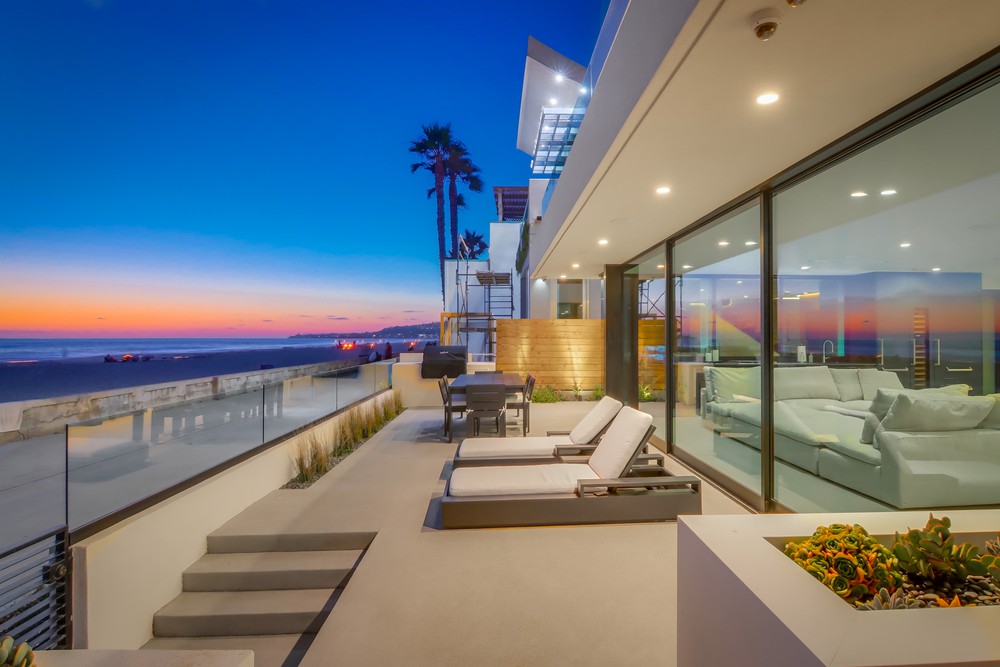 Virtual tour photo 10 of 149 for 3701 Ocean Front Walk