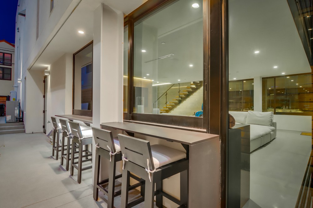 Virtual tour photo 13 of 149 for 3701 Ocean Front Walk