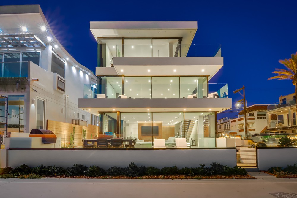 Virtual tour photo 16 of 149 for 3701 Ocean Front Walk