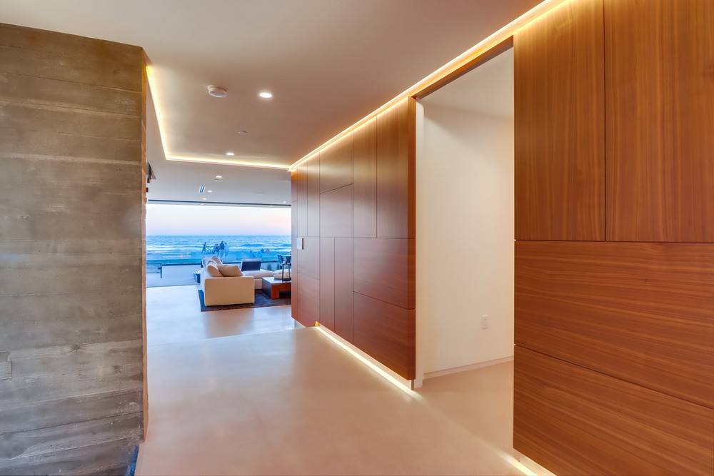Virtual tour photo 22 of 149 for 3701 Ocean Front Walk