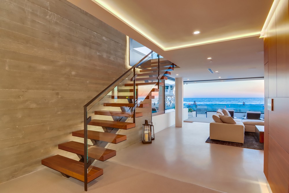 Virtual tour photo 23 of 149 for 3701 Ocean Front Walk