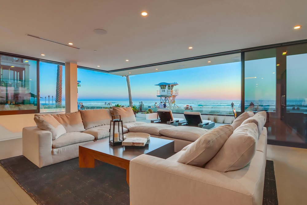 Virtual tour photo 26 of 149 for 3701 Ocean Front Walk