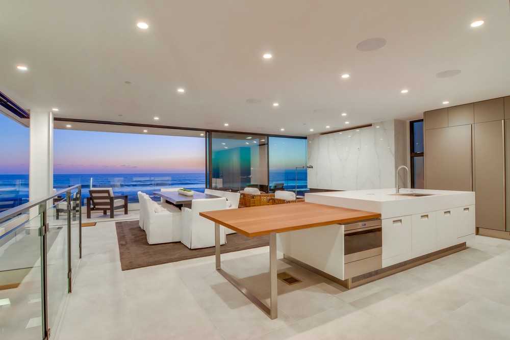 Virtual tour photo 42 of 149 for 3701 Ocean Front Walk