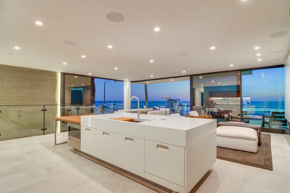 Virtual tour photo 44 of 149 for 3701 Ocean Front Walk