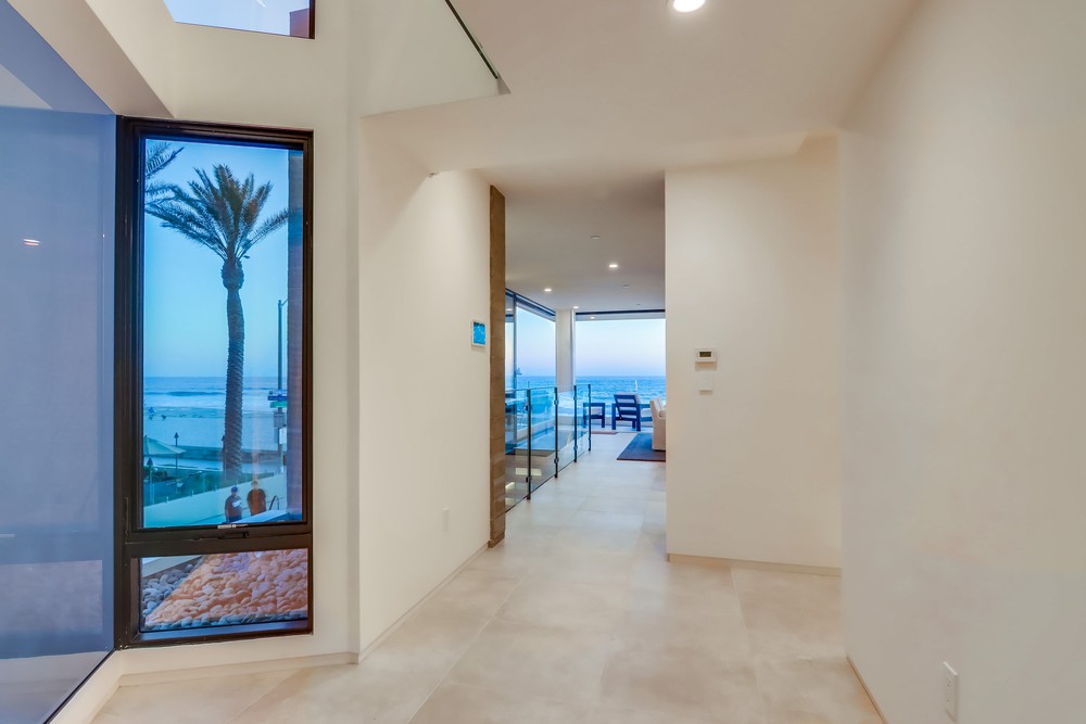 Virtual tour photo 57 of 149 for 3701 Ocean Front Walk